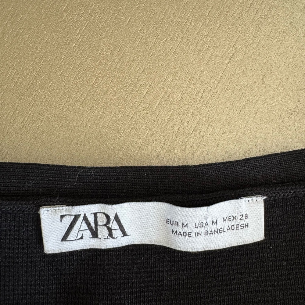 Zara Elegant Black Knitwear